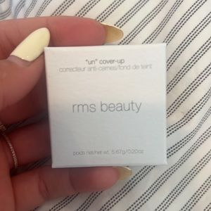 RMS Beauty 122 Ebony